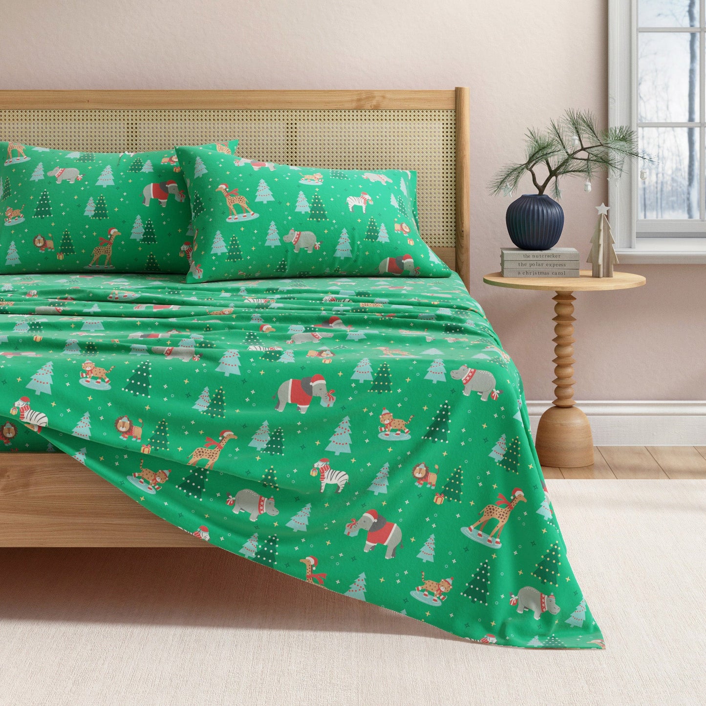 4-Piece Turkish Cotton Christmas Flannel Sheet - Whittaker Collection